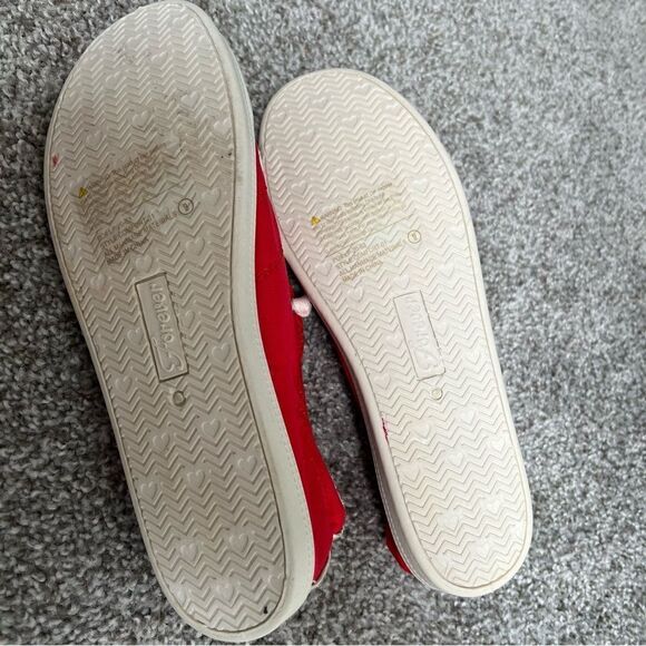 Forever Link Comfort-01 Women's Classic Slip-On Comfort Fashion Sneaker - Picture 7 of 7